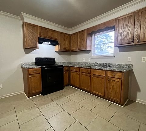 2nd image of 3518 Arapaho Trl #32