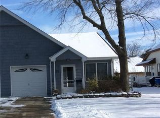 21 Fir Rd, Manahawkin, NJ 08050