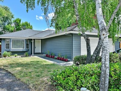 1888 Willow Glen Way, Medford, OR, 97504