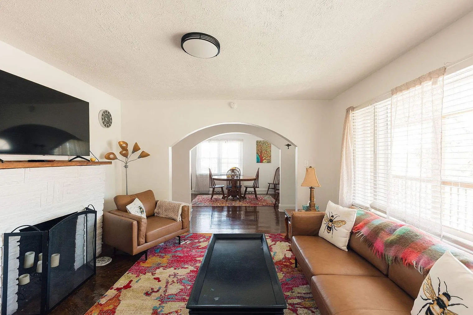 3 bed, 2.0 bath, 1388 sqft, $4,867 — Photo 1