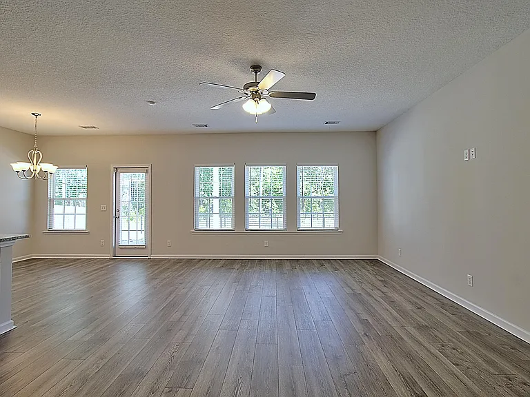 183 Winn Ave — Photo 20