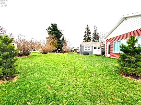 3rd image of 1114 Mudbrook Rd