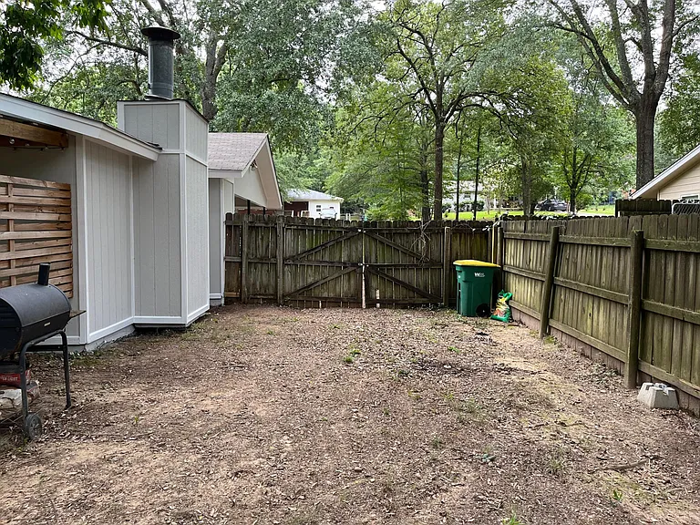 209 Rita Dr — Photo 22