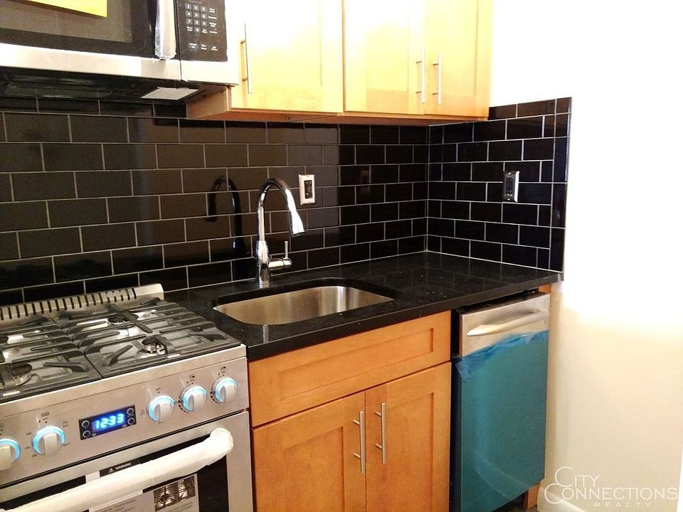 1st image of 306 W 18th St APT 5D