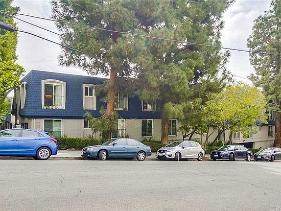 1st image of 964 Larrabee St APT 104