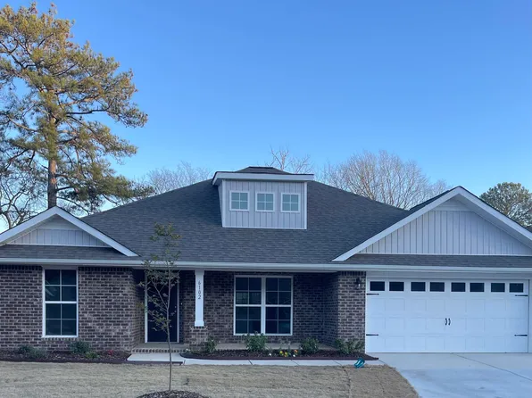 6101 Eagle Point Cir SE, Owens Cross Roads, AL 35763