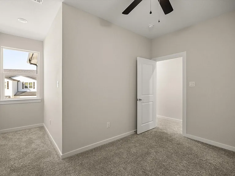 597 Galt Dr — Photo 19