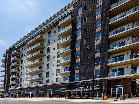 3rd image of 118 West St #201