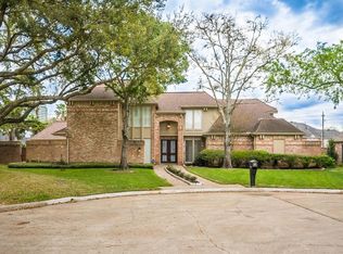 802 Silvergate Dr, Houston, TX 77079