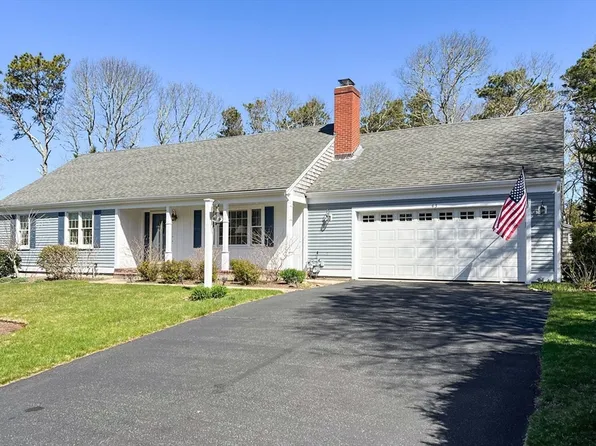 43 Standish Woods Cir, Harwich, MA 02645