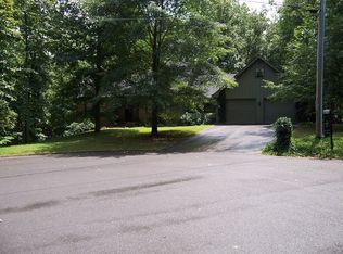 102 Ravenwood Ln NE, Cleveland, TN 37312