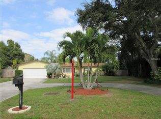 11387 Ridgewood Cir, Seminole, FL 33772