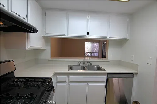 645 Pacific Ave #303 Photo 1