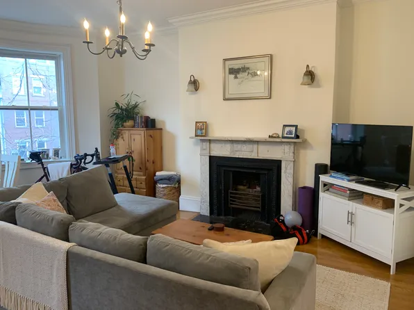29 Bowdoin St APT 3, Boston, MA 02114