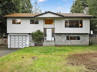 4571 198th St, Langley, BC V3A1E7