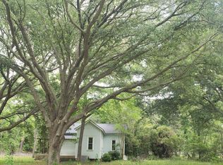 4517 Bears Bluff Rd, Wadmalaw Island, SC 29487