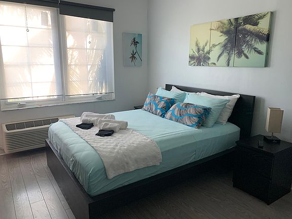 5th image of 3025 Indian Creek Dr APT 212