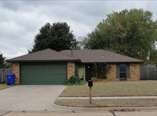 420 Garland Ct, Norman, OK 73072