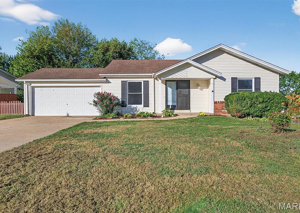 1st image of 1429 Saint Gregory Ln