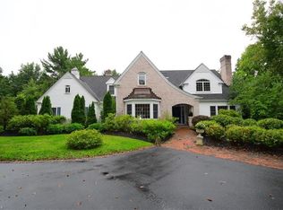 32000 Fairmount Blvd, Pepper Pike, OH 44124