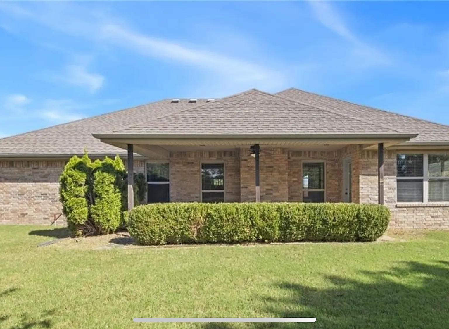 3 bed, 1862 sqft, $2,250 — Photo 3