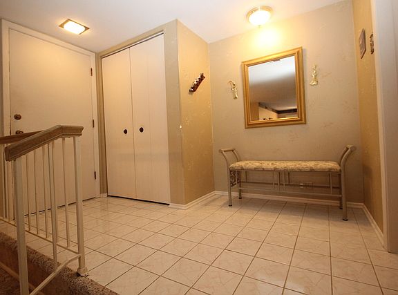 2nd image of 11136 Cottonwood Dr Unit A