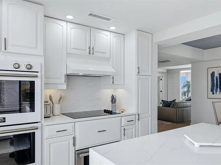4401 Gulf Of Mexico Dr #907 — Photo 18