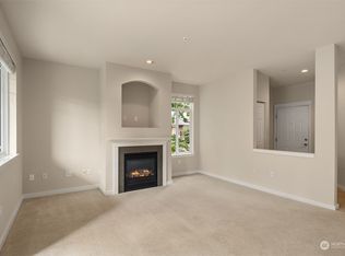 3500 E Lake Sammamish Pkwy SE UNIT 1-204, Sammamish, WA