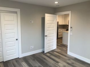 4582 Rhode Island St, San Diego, CA 92116