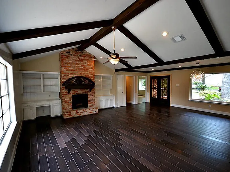 11211 Ash Creek Dr — Photo 3