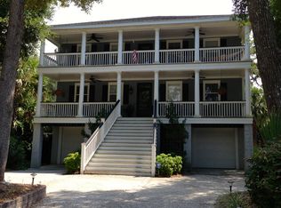 303 W Indian Ave, Folly Beach, SC 29439