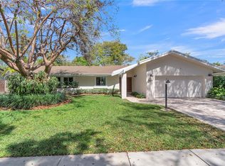 11611 SW 106th Ter, Miami, FL 33176