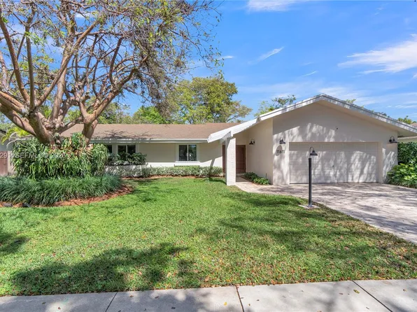 11611 SW 106th Ter, Miami, FL 33176