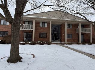 42188 Toddmark Pl APT 4, Clinton Township, MI 48038