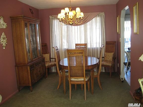 4th image of 149 Tabor St