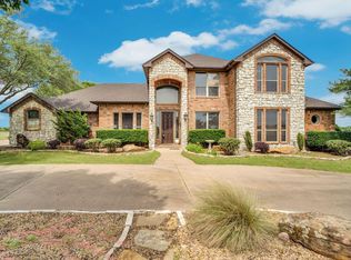 241 Cody Rd, Ennis, TX 75119