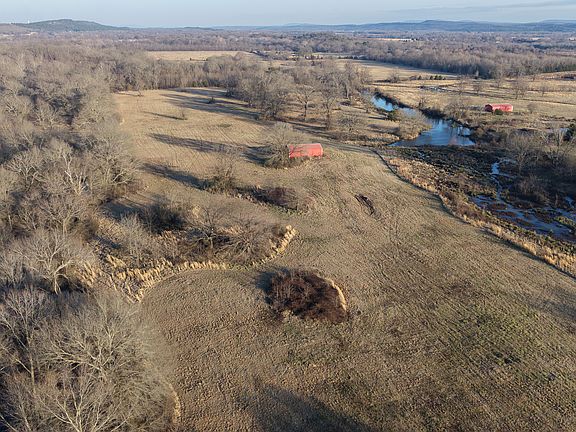 5th image of Black Loop Rd