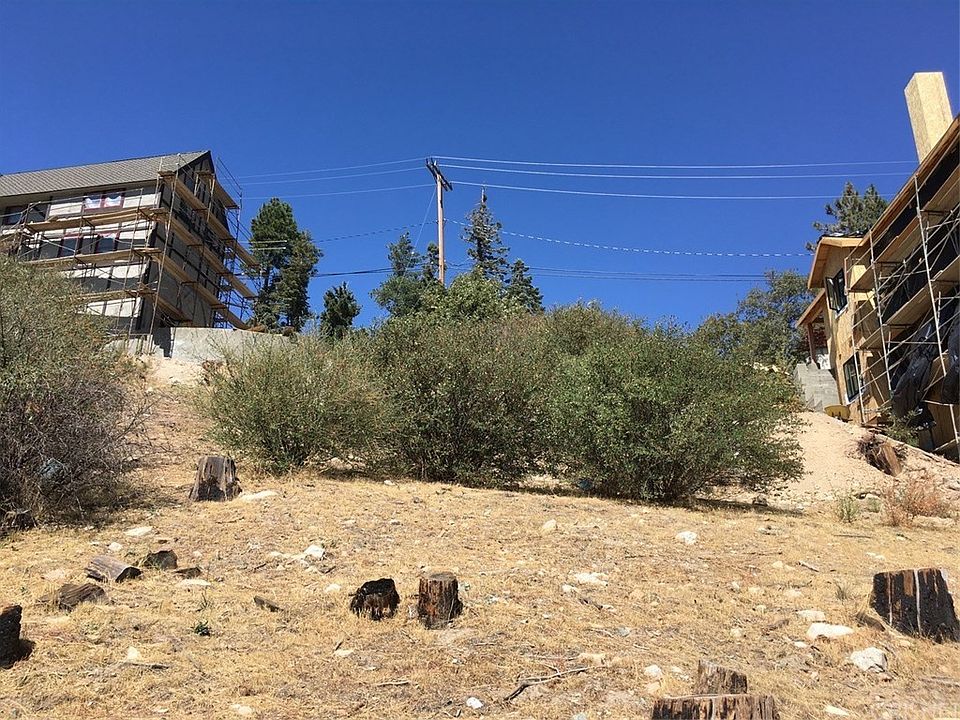 1st image of 26645 Amador Ln