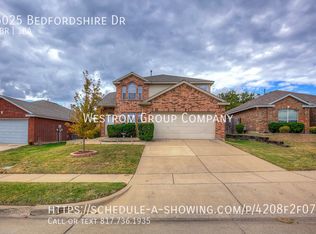 5025 Bedfordshire Dr, Fort Worth, TX 76135