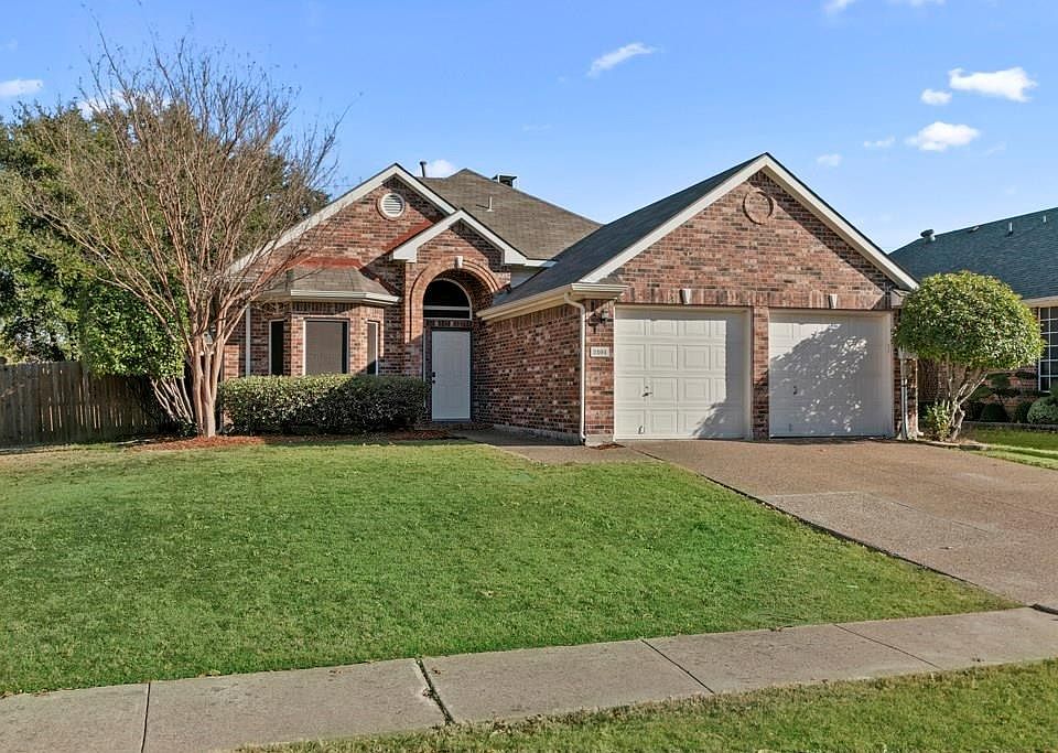 1st image of 2101 Oak View Pl