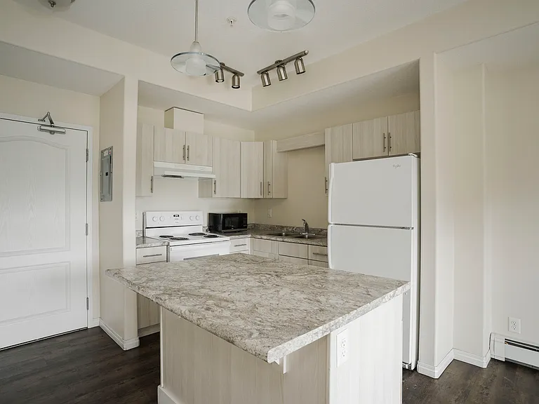 200 Signal Rd — Photo 28