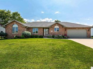 2308 Whitetail Dr, Dubuque, IA 52002