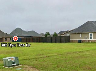 302 Bayou Trace Dr, Monroe, LA 71203