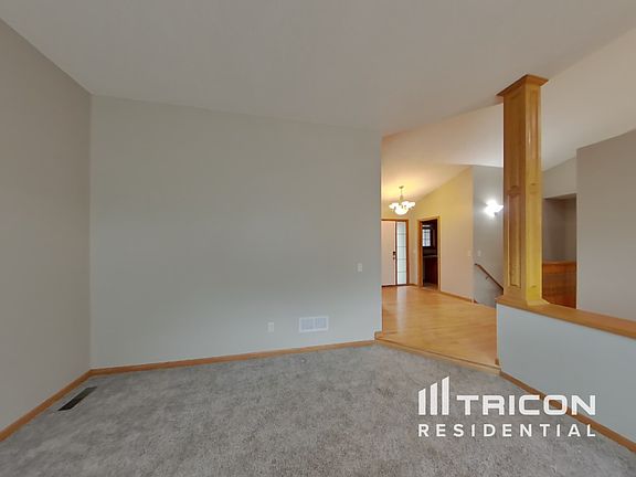 2nd image of 15811 Yellow Pine St NW