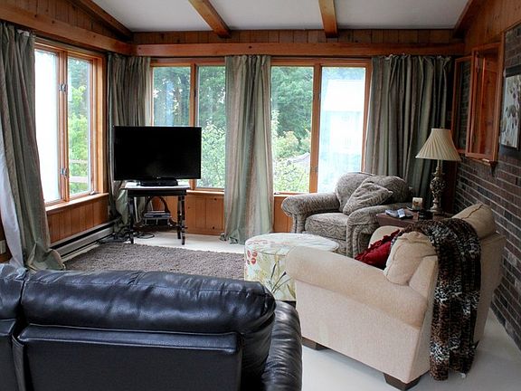 4th image of 4541 Glenbrook Dr