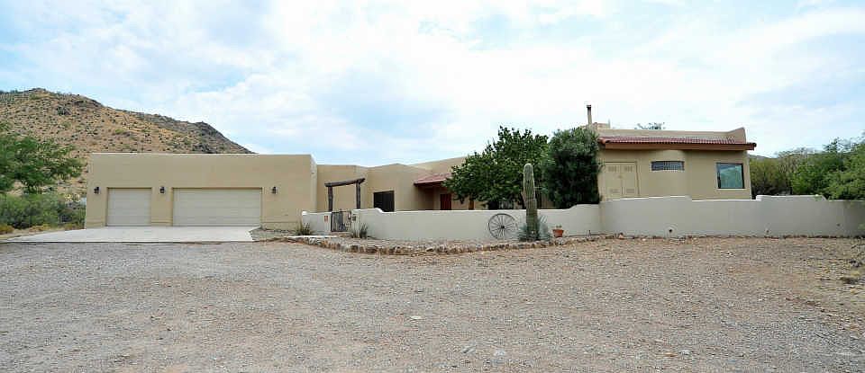 1st image of 18097 S Via El Caballo Prieto