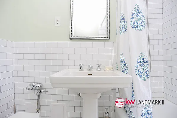 Sold by Keller Williams Realty Landmark II | media 17