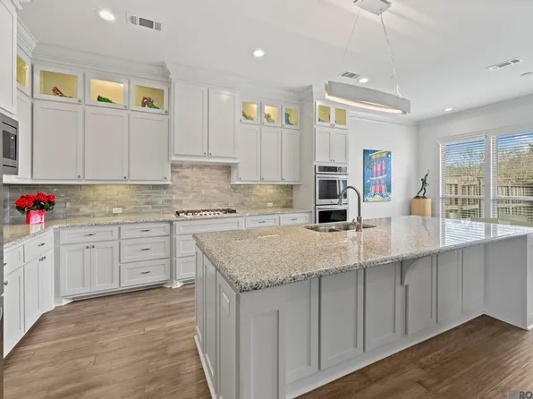 42387 Greens View Dr, Gonzales, LA 70737