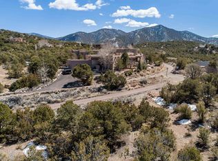 1924 Cerros Colorados, Santa Fe, NM 87501
