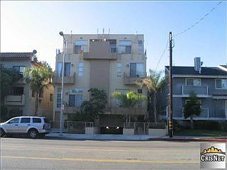 1st image of 13440 Moorpark St APT 103